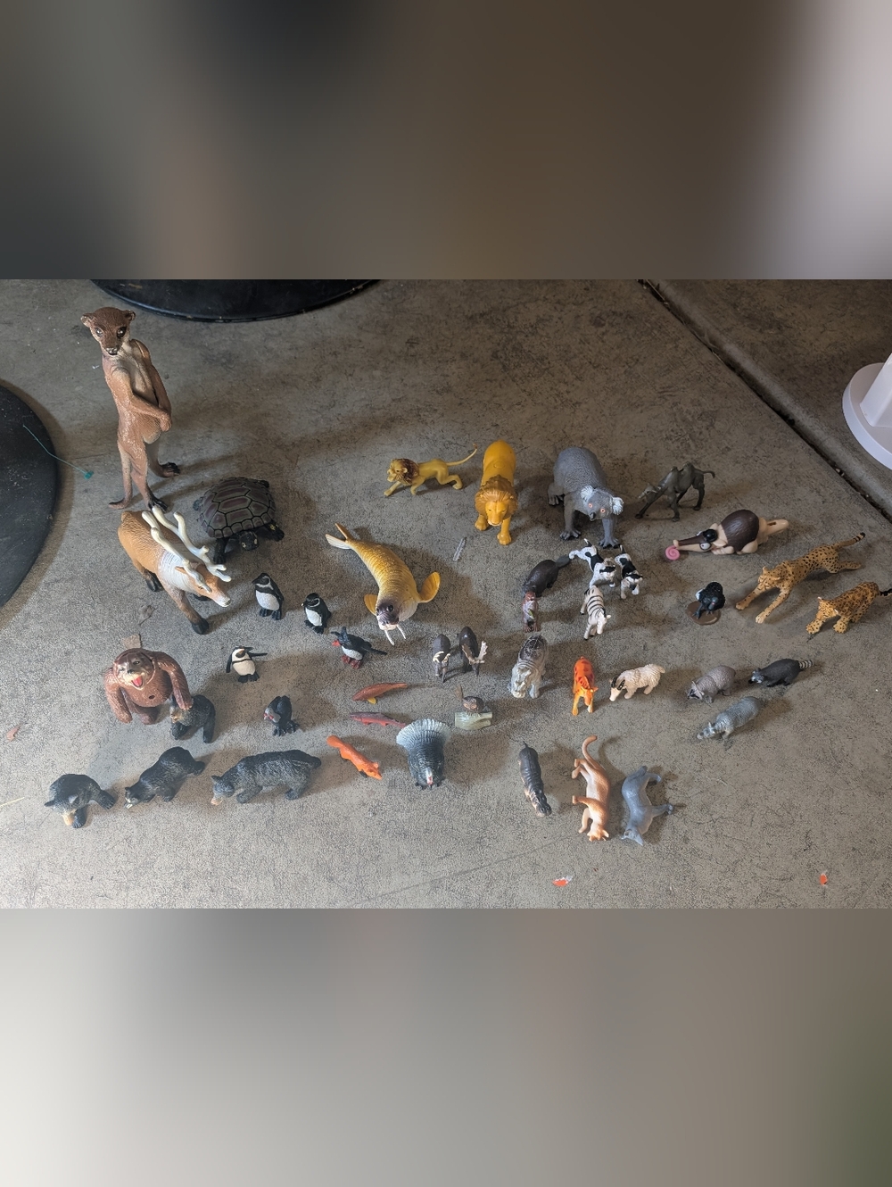 Assorted Miniature Animal Figurine Set - Brown/Black/Gray